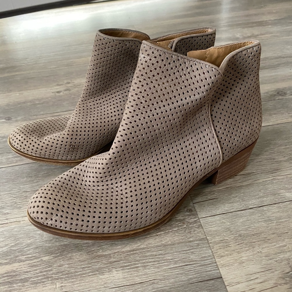 Tan lucky brand leather booties